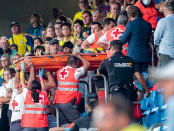 Aficionado del Cádiz sufre una incidencia médica durante el partido