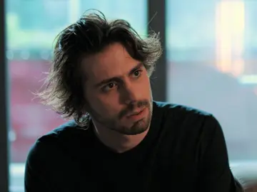 Selçuk y Nil se reconcilian tras su fuerte discusión: “Te pido que me perdones” Selçuk y Nil se reconcilian tras su fuerte discusión: “Te pido que me perdones”