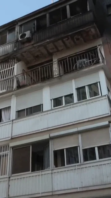 Mueren 2 personas en un incendio de un edificio de viviendas en La Latina, Madrid