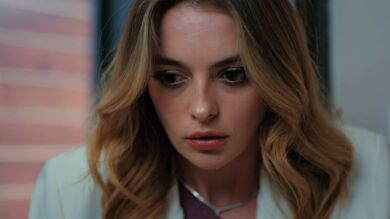 Ali le confiesa a Asya que les vio a ella y a Volkan besándose mientras Derin... ¡lo escucha todo!