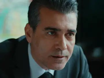 ¿Asya o Derin?: El peligroso doble juego de Volkan para no renunciar, por el momento, a ninguna de las dos ¿Asya o Derin?: El peligroso doble juego de Volkan para no renunciar, por el momento, a ninguna de las dos