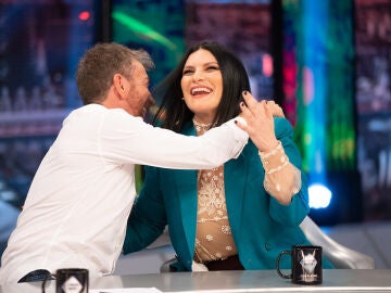 El horóscopo y las cartas astrales, la pasión de Laura Pausini