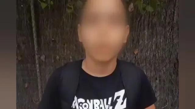 Un niño de 11 años con autismo alza la voz contra el bullying que sufrió: "Yo os recomiendo a todos decírselo a vuestros padres" Un niño de 11 años con autismo alza la voz contra el bullying que sufrió: "Yo os recomiendo a todos decírselo a vuestros padres"