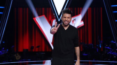 Pablo López, encantado de compartir plató con Laura Pausini, Luis Fonsi y Antonio Orozco en 'La Voz': 