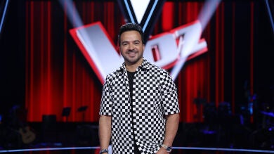 Luis Fonsi: “Debemos de ser de los únicos que nos quedamos después del trabajo, estamos en casa”