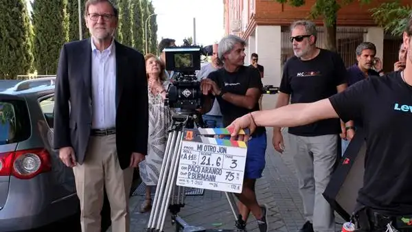 Mariano Rajoy hará un cameo en 'Mi otro Jon' de Paco Arango Mariano Rajoy hará un cameo en 'Mi otro Jon' de Paco Arango
