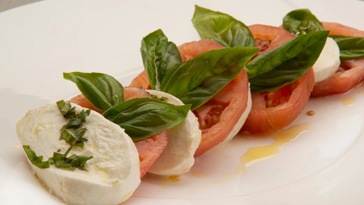 La auténtica receta de ensalada caprese de Karlos Arguiñano La auténtica receta de ensalada caprese de Karlos Arguiñano
