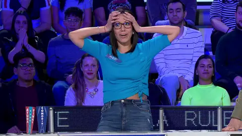 Ale comete dos insólitos fallos en ‘La Ruleta de la Suerte’: “Ya me he perdido” Ale comete dos insólitos fallos en ‘La Ruleta de la Suerte’: “Ya me he perdido”
