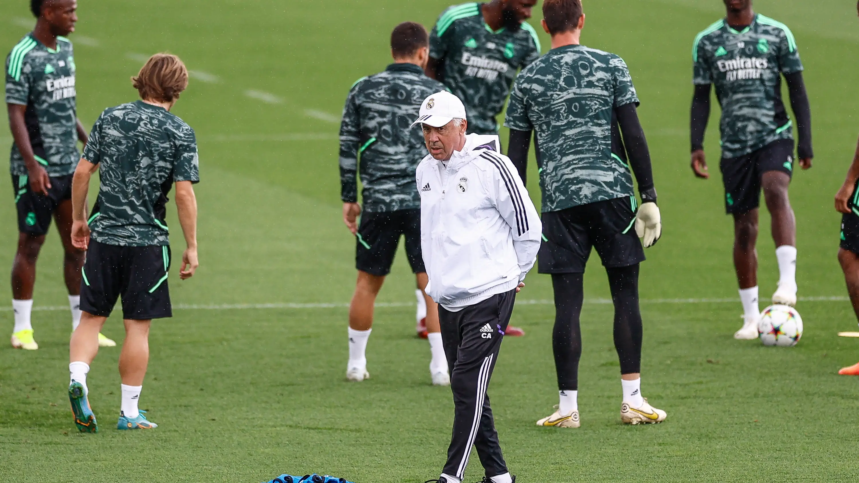 Carlo Ancelotti, en el entrenamiento del Real Madrid en Valdebebas Carlo Ancelotti, en el entrenamiento del Real Madrid en Valdebebas