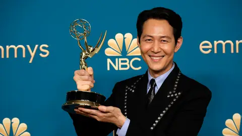 Lee Jung-Jae se lleva el Emmy a Mejor Actor de Drama por 'El juego del calamar' Premios Emmy 2022