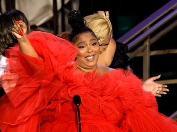 Lizzo en los Emmy 2022 Lizzo en los Emmy 2022