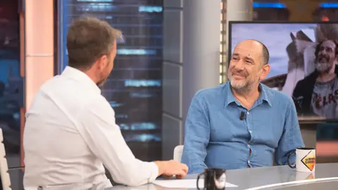 Karra Elejalde, crítico con la autocensura de los guionistas en el cine: "Ahora no nos dejarían hacer 'Airbag'" Karra Elejalde, crítico con la autocensura de los guionistas en el cine: "Ahora no nos dejarían hacer 'Airbag'"