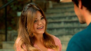 ¡Züleyha y Hakan vuelven a encontrarse! ¿Descubrirá la joven quién es él en realidad?