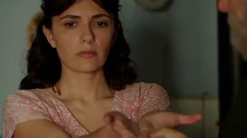 María, dispuesta a todo por salvar a su familia: “Yo soy la mejor esposa para usted” María, dispuesta a todo por salvar a su familia: “Yo soy la mejor esposa para usted”