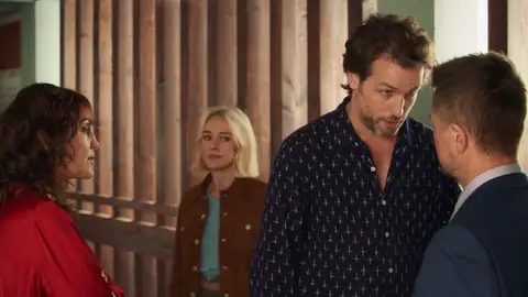 ¿Dónde jugará Rico?: Max engaña al representante para saberlo ¿Dónde jugará Rico?: Max engaña al representante para saberlo