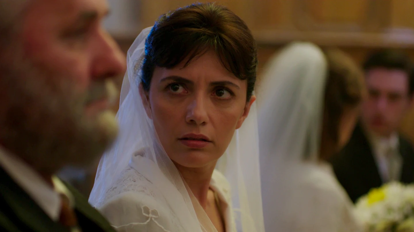¡Sorpresa! María, atónita al descubrir que su boda es por poderes ¡Sorpresa! María, atónita al descubrir que su boda es por poderes