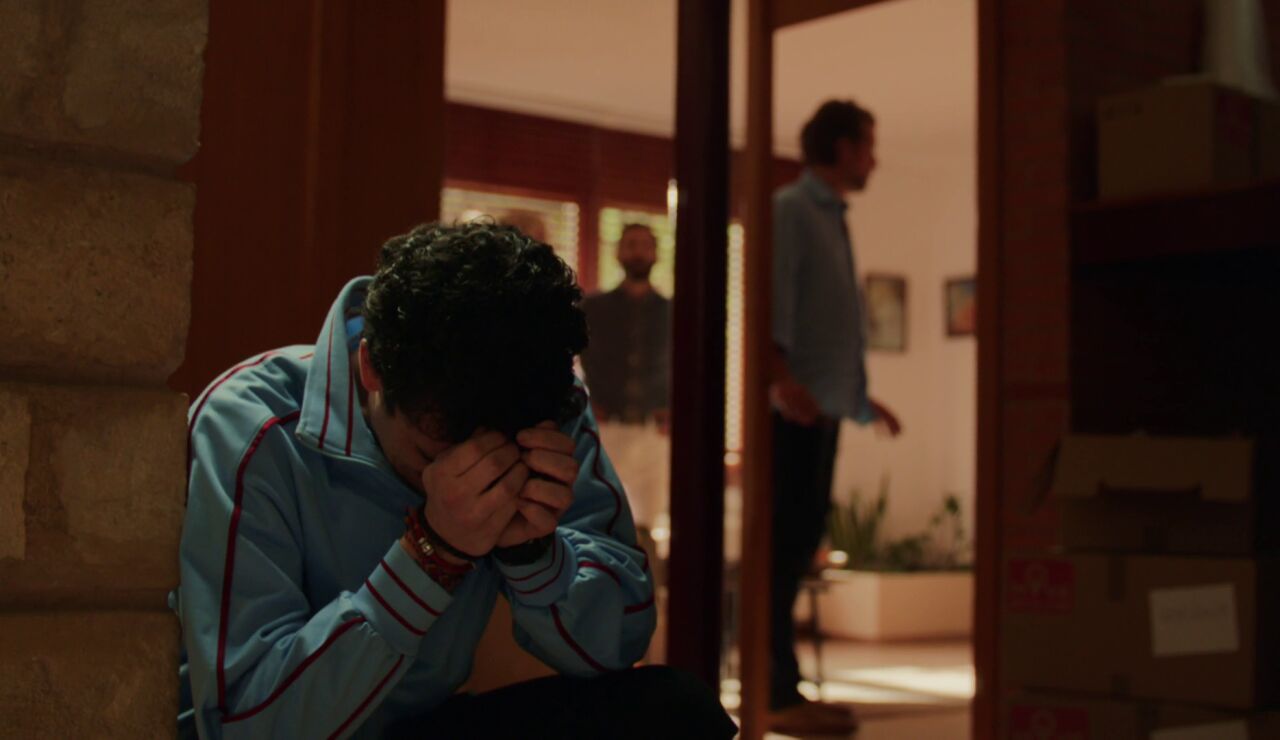 El ataque de ira de Rico contra su representante por la muerte de su mejor amigo