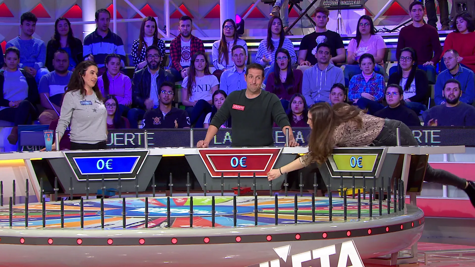 El inicio más catastrófico de un panel de ‘La ruleta de la suerte’: “¡Vaya tiradas más malas!” El inicio más catastrófico de un panel de ‘La ruleta de la suerte’: “¡Vaya tiradas más malas!”
