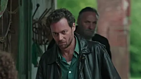 Avance de La esposa Avance de La esposa