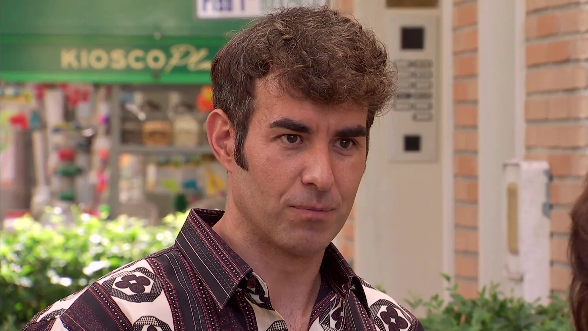 En el pr&oacute;ximo cap&iacute;tulo de &lsquo;Amar es para siempre&rsquo;: &iexcl;Hugo llega de manera inesperada a la Plaza de los Frutos!