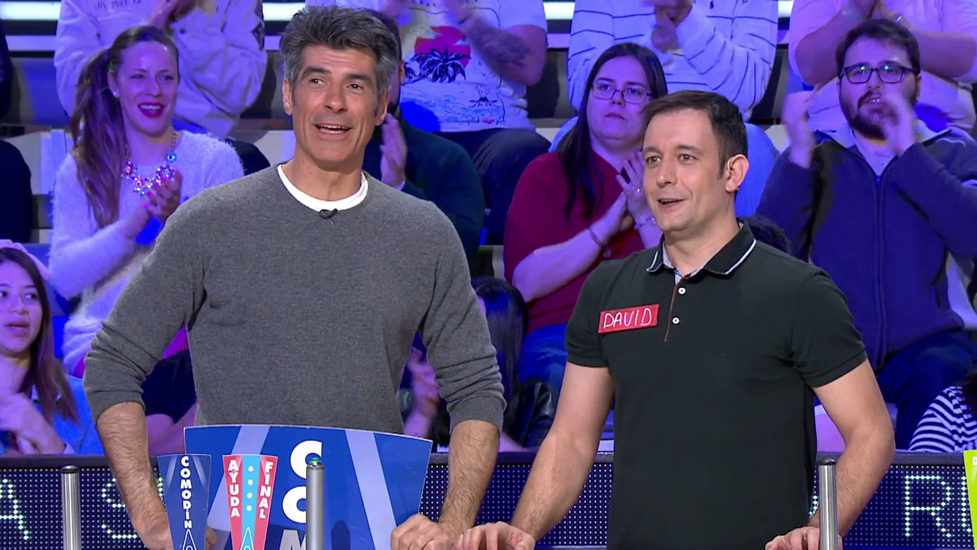 David se la juega por el súper comodín, pero Jorge Fernández le para los pies: “Te hemos hecho el lío” David se la juega por el súper comodín, pero Jorge Fernández le para los pies: “Te hemos hecho el lío”