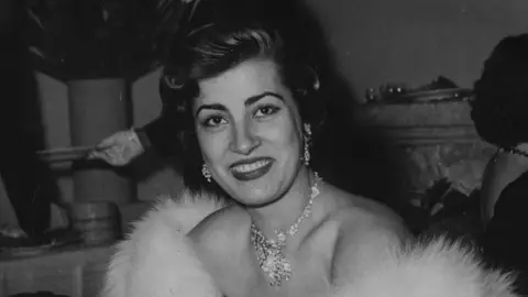 Muere la actriz griega Irene Papas a los 96 años Muere la actriz griega Irene Papas a los 96 años
