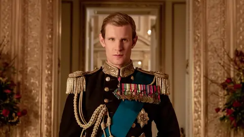 Matt Smith como Felipe de Edimburgo en 'The Crown' Junto a Claire Foy como la reina Isabel II