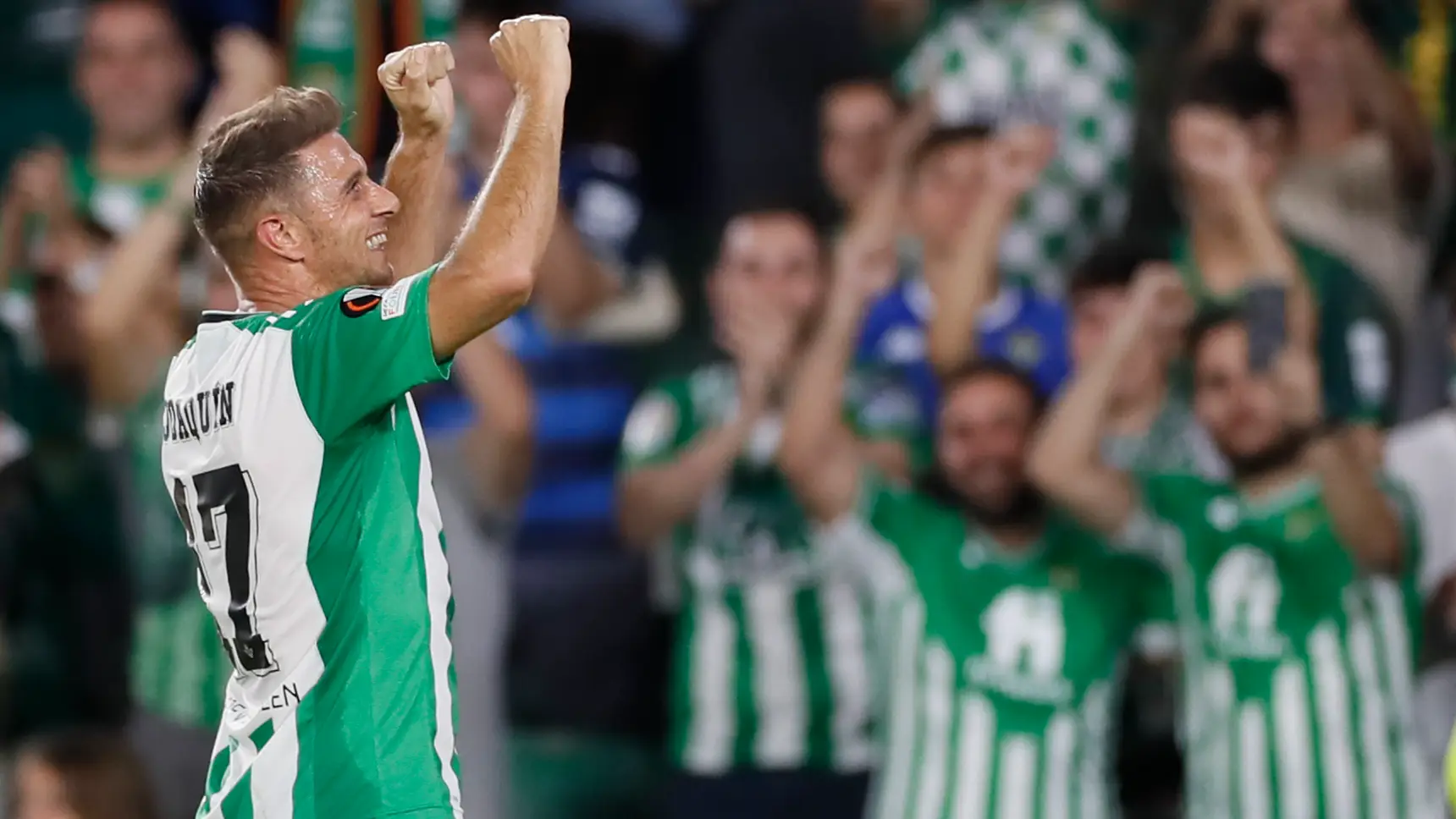 Joaquín celebra su gol ante el Ludogorets en la Europa League Joaquín celebra su gol ante el Ludogorets en la Europa League