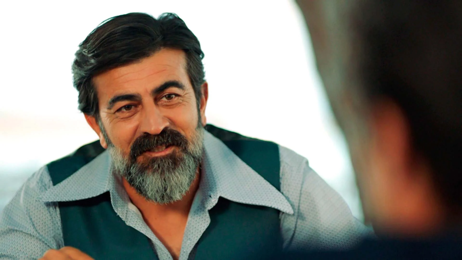 Abdülkadir le cuenta a Hakan su plan: Debe conseguir el corazón de Züleyha Abdülkadir le cuenta a Hakan su plan: Debe conseguir el corazón de Züleyha