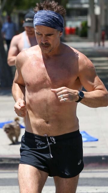 Colin Farrell practicando deporte 