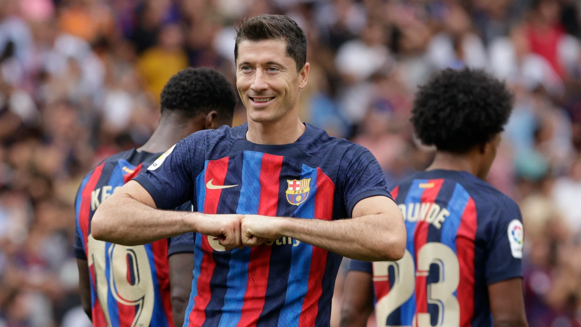 El Barça se quita las penas de Múnich con una goleada ante el Elche