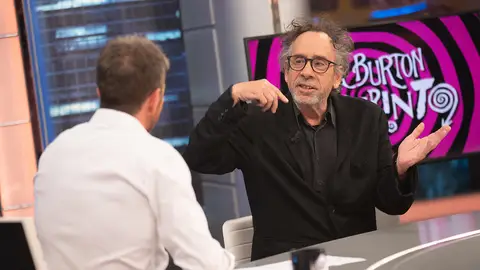 Tim Burton se confiesa ante Pablo Motos: “Me identificaba más con los monstruos por sentirme raro y diferente” Tim Burton se confiesa ante Pablo Motos: “Me identificaba más con los monstruos por sentirme raro y diferente”
