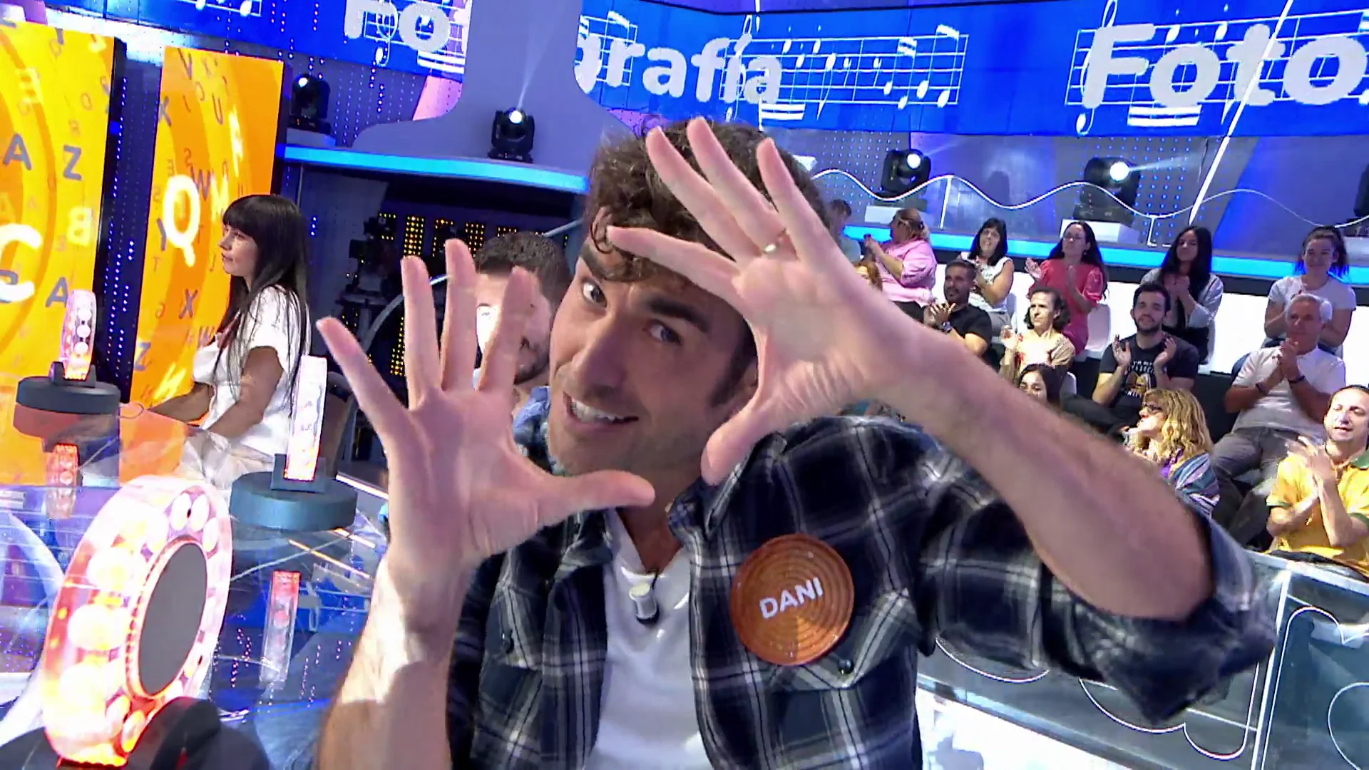 “Qué tiernito”: Dani Muriel conquista con su versión de ‘Fotografía’ de Juanes “Qué tiernito”: Dani Muriel conquista con su versión de ‘Fotografía’ de Juanes