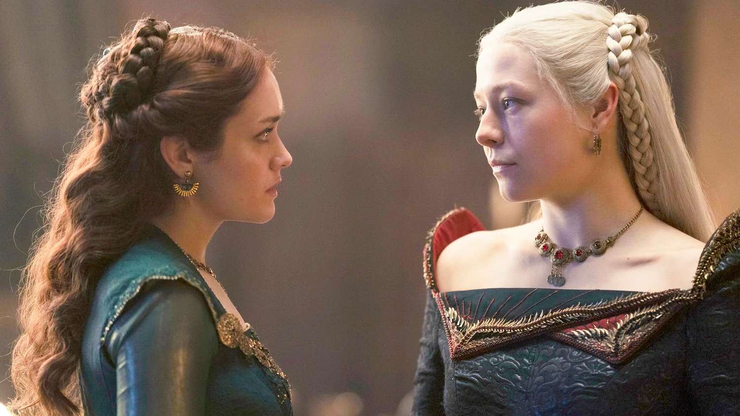 Olivia Cooke y Emma D'Arcy como Alicent y Rhaenyra en 'La Casa del Dragón' Olivia Cooke y Emma D'Arcy como Alicent y Rhaenyra en 'La Casa del Dragón'