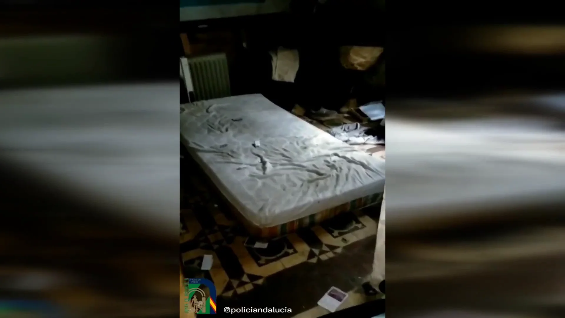 Imagen de la cama en la que dorm&iacute;a la anciana