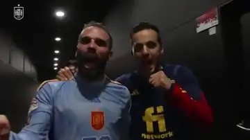 La selección española celebró por todo lo alto el pase a la fase final de la Nations League La selección española celebró por todo lo alto el pase a la fase final de la Nations League