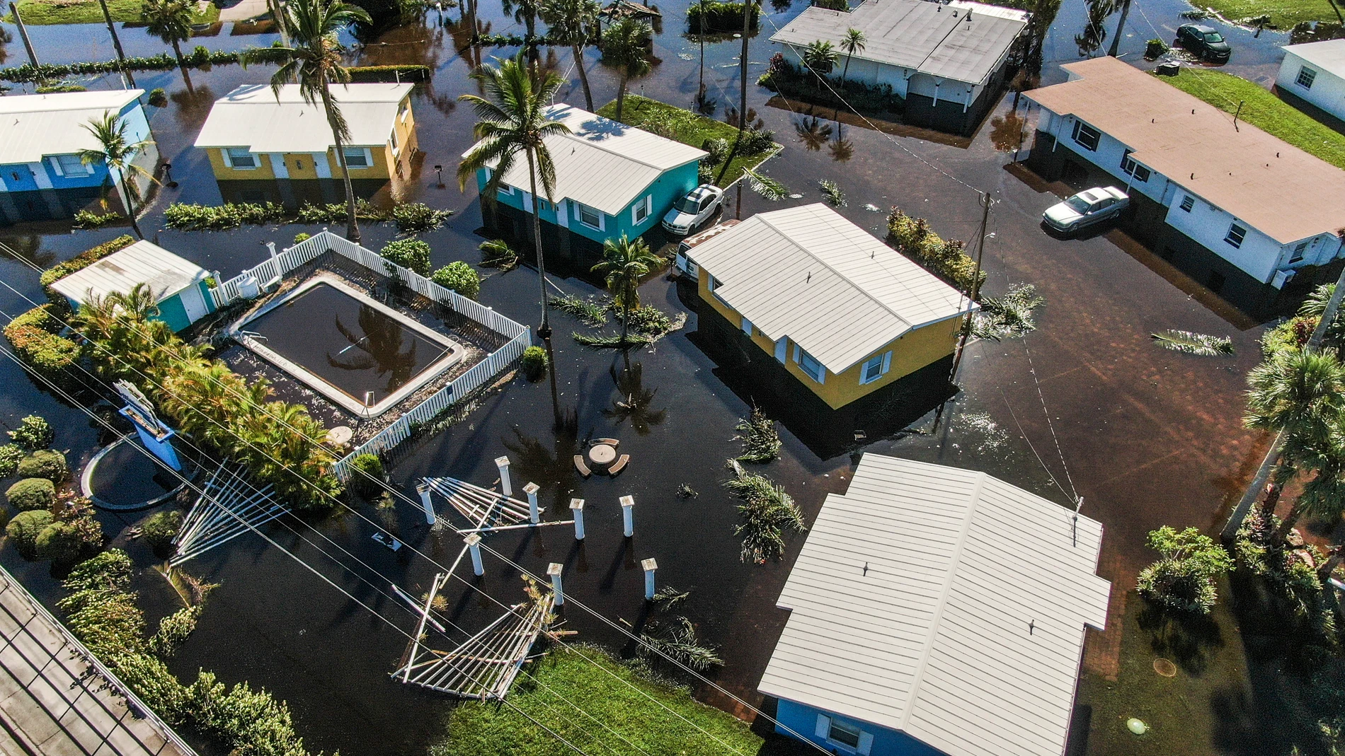 Las casas de Florida han quedado inundadas tras el paso del huracán 