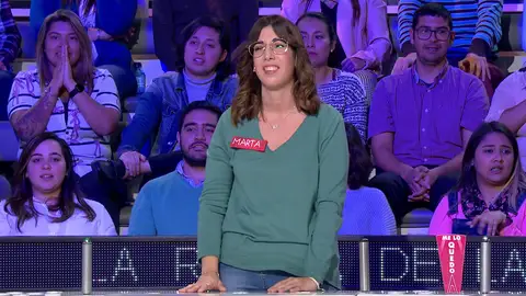 “Los clásicos de ‘La ruleta de la suerte’”: Marta sufre un percance típico en el programa “Los clásicos de ‘La ruleta de la suerte’”: Marta sufre un percance típico en el programa