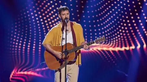 LuisFro se luce versionando ‘ADMV’ de Maluma en ‘La Voz’ LuisFro se luce versionando ‘ADMV’ de Maluma en ‘La Voz’