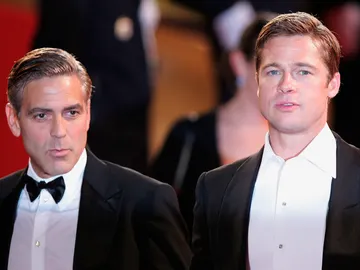 George Clooney y Brad Pitt George Clooney y Brad Pitt