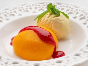 El postre "casero, delicioso y de fama internacional" de Argui&ntilde;ano: melocot&oacute;n melba