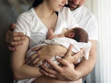 Pareja con su bebé Pareja con su bebé