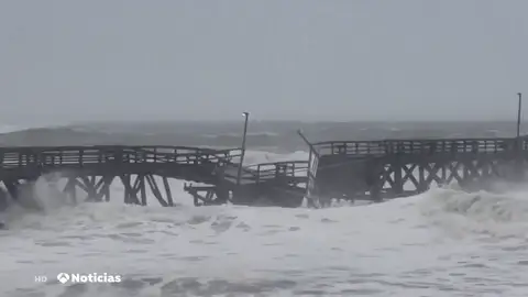 Ian sigue causando destrozos en la costa Atlántica de EEUU Ian sigue causando destrozos en la costa Atlántica de EEUU