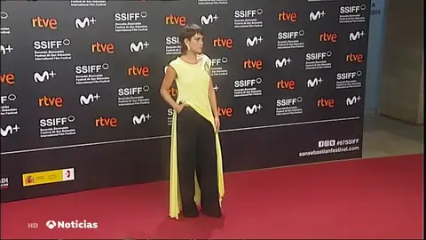 La actriz María León pasa la noche en comisaría tras ser detenida La actriz María León pasa la noche en comisaría tras ser detenida