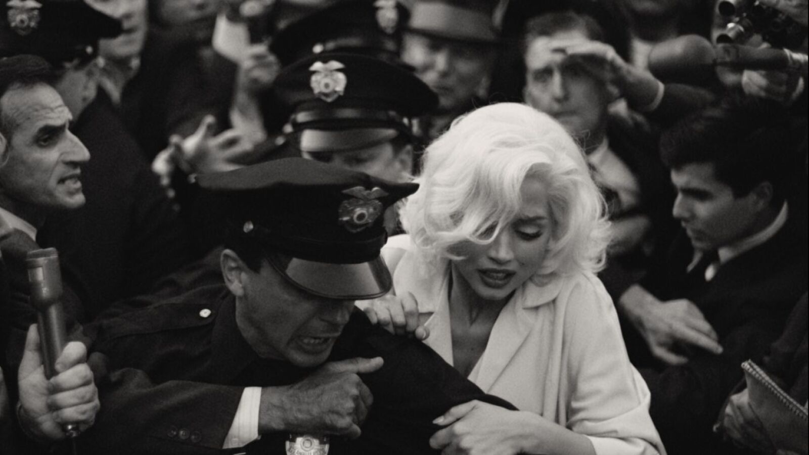 'Blonde' desata la polémica: ¿deshonra el legado de Marilyn Monroe?