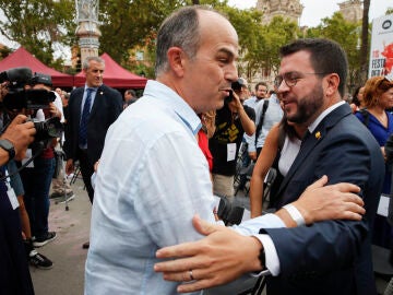 El presidente de la Generalitat, Pere Aragonès y el secretario general de JxCat, Jordi Turull