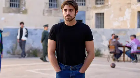 En el próximo capítulo de ‘Amar es para siempre’: Ciriaco vive su peor pesadilla en prisión mientras los remordimientos machacan a Andrea En el próximo capítulo de ‘Amar es para siempre’: Ciriaco vive su peor pesadilla en prisión mientras los remordimientos machacan a Andrea