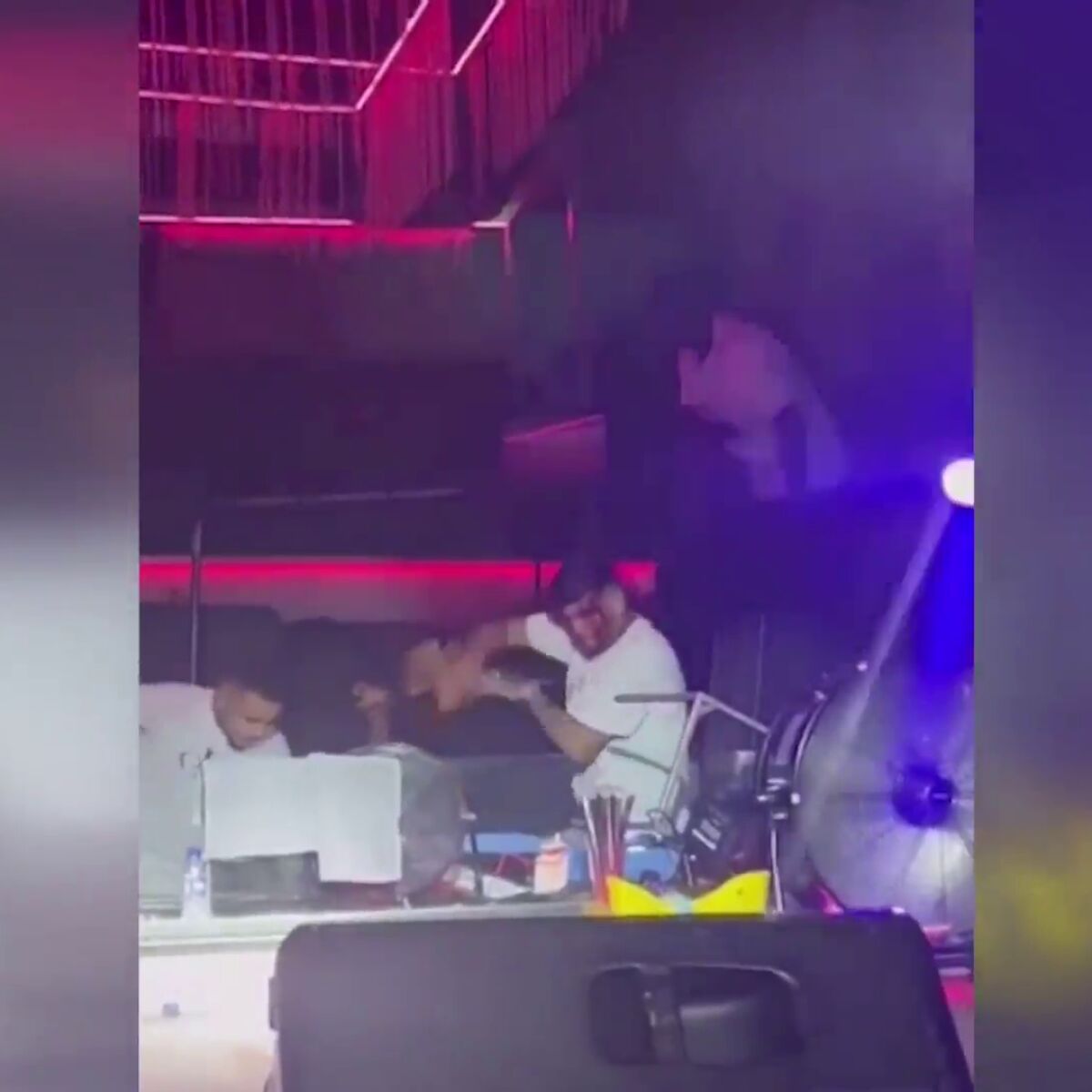 Una fiesta en una discoteca de Tenerife termina con varios heridos