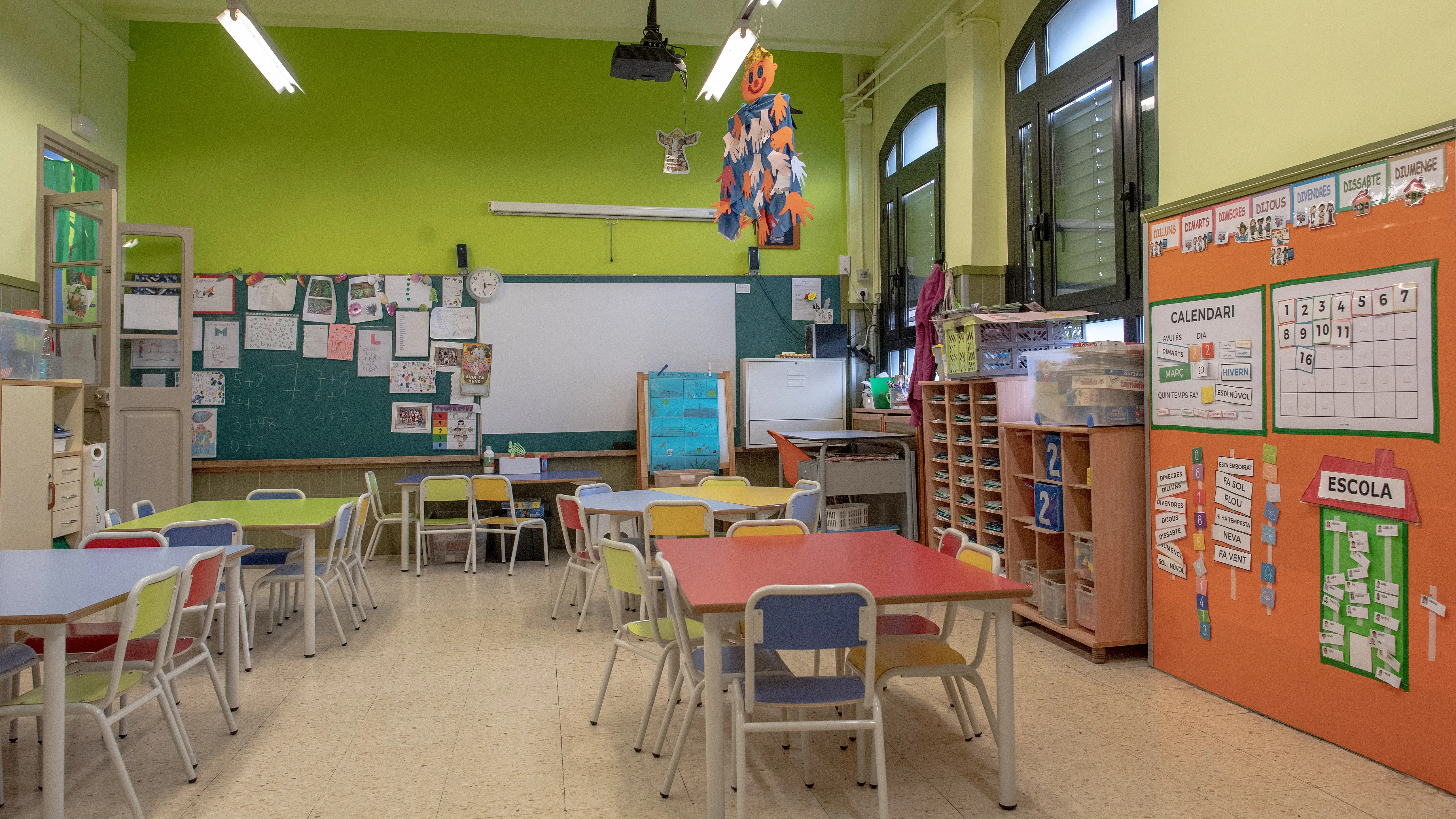 Un aula de un colegio de Barcelona Un aula de un colegio de Barcelona
