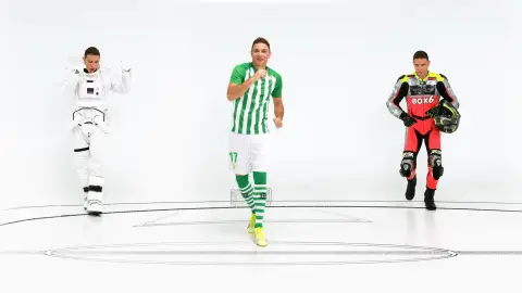 Cabecera de 'Joaquín, el novato' Joaquín Sánchez en diversas profesiones